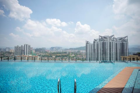City view, Pool view, Swimming pool