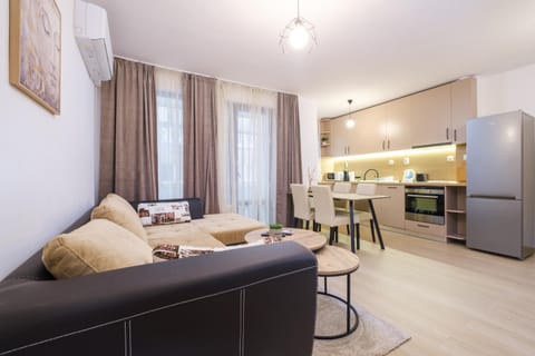 Kitchen or kitchenette, Living room, Seating area, Dining area, dishwasher, oven, stove