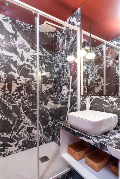 Suite de charme-Expérience unique et raffinée Apartment in Villeurbanne