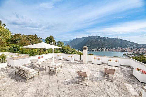 Villa Luna by Comorooms Villa in Como