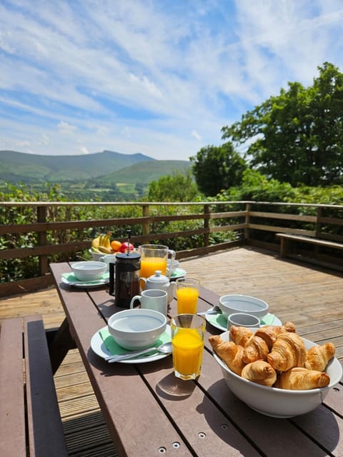Natural landscape, Balcony/Terrace, Mountain view