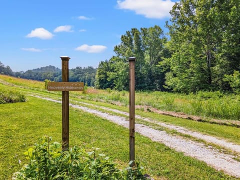 Heavenly Hideaway - near Red River Gorge KY House in Beattyville