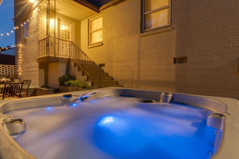 New Playground Hot Tub Games and Broadway Buzz House in Nashville