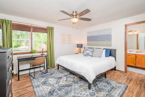 North Appleton Family Home - 3 Bedroom House in Appleton