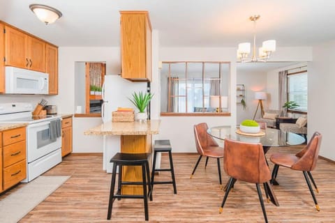 North Appleton Family Home - 3 Bedroom House in Appleton