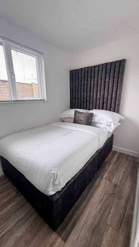 Cozy 2-Bedroom Cottage-Style Home Apartment in Dublin