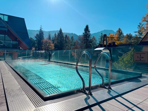 Pool view, Swimming pool