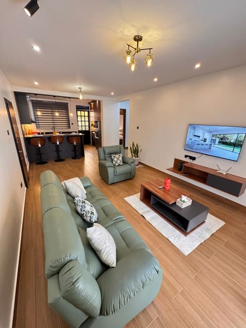 Communal lounge/ TV room, TV and multimedia, Living room, Seating area