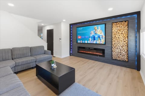 Modern home near Convention Center Apartment in Indianapolis