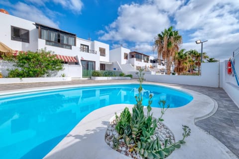 Solarium, Balcony/Terrace, Swimming pool