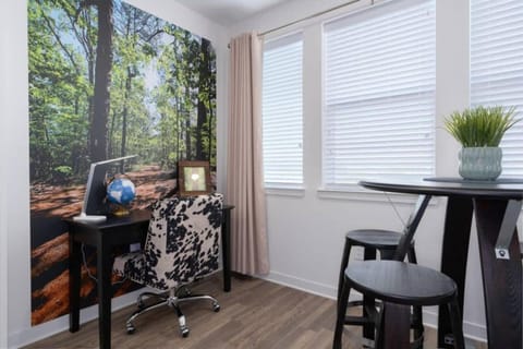 Lux 2 BR with private 2 bath Mins to Oak Mtn St Park) Apartment in Pelham