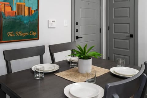 Birmingham Luxury Apt, near everything Apartment in Vestavia Hills