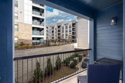 Grandview Apartment near Medical Ctr Apartment in Vestavia Hills