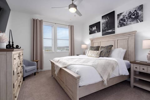 Luxury 2 BR Getaway Near Oak Mountain Park Apartment in Pelham