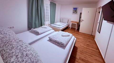 92 City Rooms Vacation rental in Koblenz