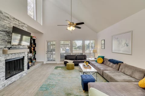 Family Retreat half Mi to Lake Travis Pets Welcome Apartment in Lakeway