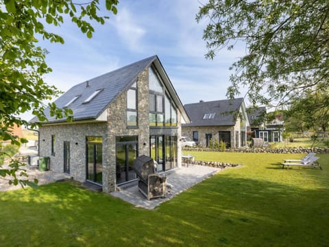 Property building, Summer