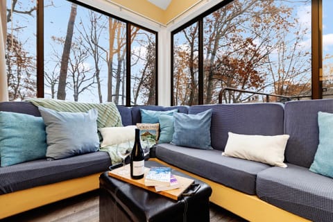 Dobie 21 With Wintergreen Advantage House in Massies Mill