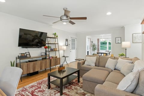 Living room, Seating area, Evening entertainment