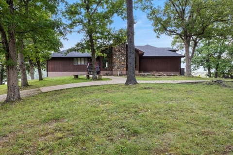 Property building, Day, Natural landscape