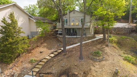 Property building, Day