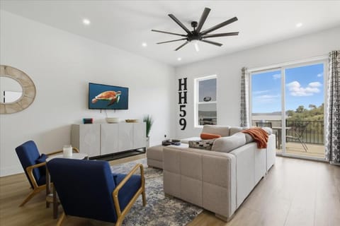 TV and multimedia, Living room, Seating area