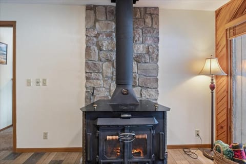 Living room, fireplace