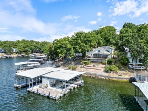 Property building, Day, Natural landscape, Bird's eye view