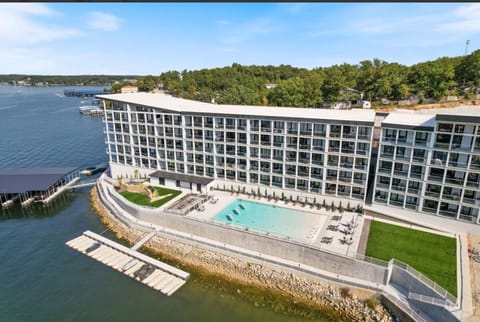 Property building, Facade/entrance, Day, Bird's eye view, Swimming pool