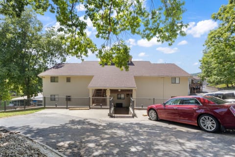 Property building, Parking