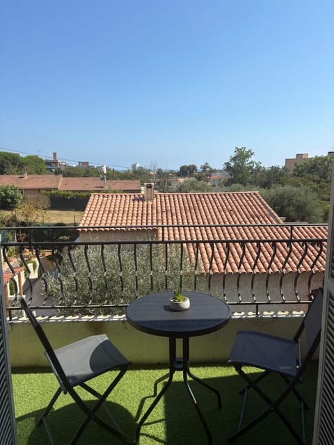 Balcony/Terrace, Dining area