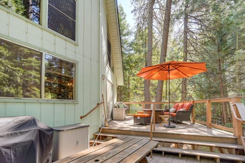 4 Mi to State Park Quiet Escape with Deck in Arnold House in Arnold