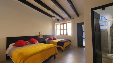 Bed, Photo of the whole room, Decorative detail, Bedroom