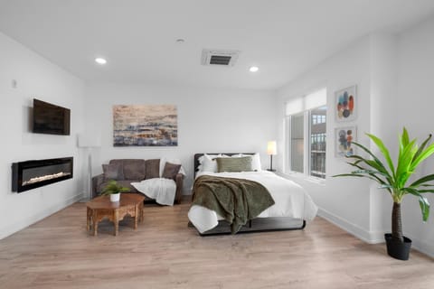 Living room, Bedroom