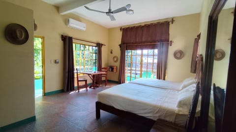 Jungle Palace by Santaella Bed and Breakfast in Puerto Escondido