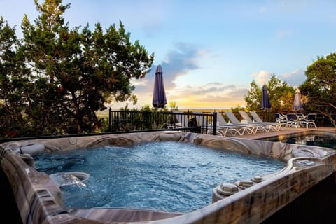 Pool Hot Tub Stunning views Lux Game Room House in Wimberley
