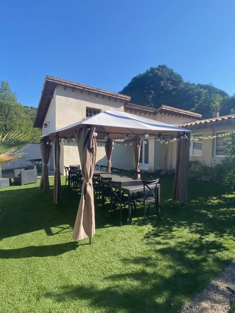 Garden, Balcony/Terrace