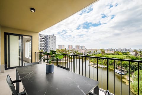 View (from property/room), Lake view, River view