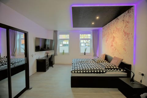 Bed, Photo of the whole room