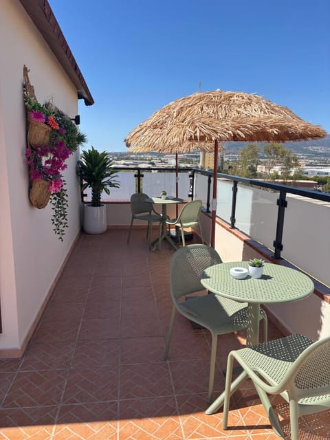 View (from property/room), Balcony/Terrace