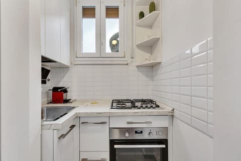 Kitchen or kitchenette, oven, stove