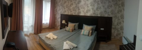 СПА апартамент "Цвети" в Балнео хотел "Свети Спас" - Минерална вода,гледка и уют Apartment in Velingrad