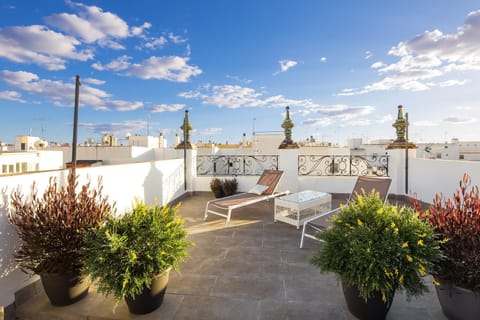 Property building, Balcony/Terrace
