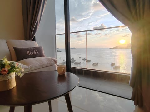 Living room, Seating area, Sea view, Sunset