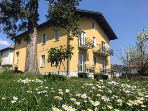 COMO - Villa Gabriella Apartment in Como