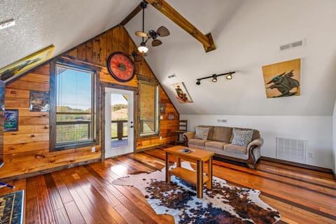 Fireside Lodge Lake View Hot Tub Game Room House in Douglas Lake