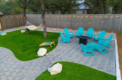 Jungle Haven Heated Pool Fun for 12 House in Johnson City