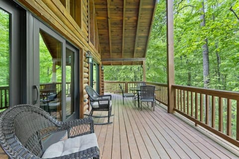 Hot Tub & WiFi - Birdsong - Red River Gorge KY House in Kentucky