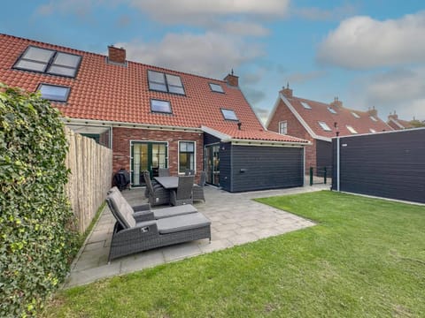 Property building, Summer