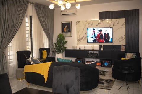 TV and multimedia, Living room